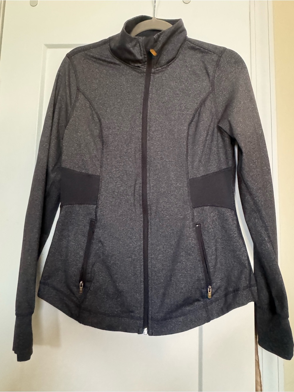 Old Navy Dark Gray Full-Zip Active Fitted Jacket Sz M Thumb hole zip pockets